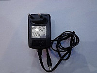 Adaptor 12V-2.0A зарядное устройство для мобильного