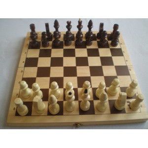 Шахматы деревянные (29 х 29 см) ― "Vgik - Вжик, магазин полезных вещей."