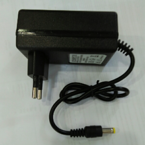 Adaptor 12V-2.0A зарядное устройство для мобильного ― "Vgik - Вжик, магазин полезных вещей."