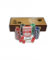 Покерный набор на 100 фишек в деревянном сундучке